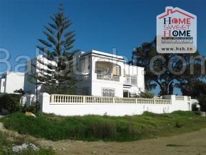 Villa Hannon à Vendre à Carthage Salambo