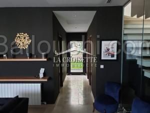 Triplex S+2 avec jardin à La Marsa MTRL0088