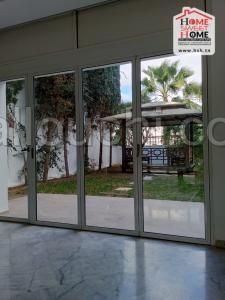 Villa Rêve Avec Piscine à Vendre à Route du Relais La Marsa