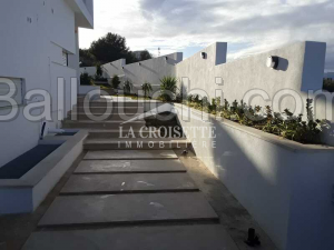 Villas vue sur mder à Gammarth MVV0337