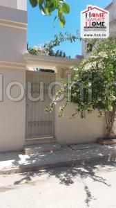 Etage de Villa Rhéa à Louer à Route du Relais La Marsa