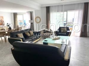 Appartement S+3 avec chambre de service meublé au Lac 2 MAL1016