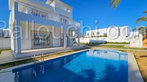 VILLA BLUE MOON(Réf: L2945)
