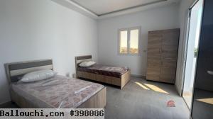 APPARTEMENT MEUBLÉ À LA ZONE TOURISTIQUE - RÉF L726