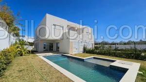 Villa ANGELONIA(Réf: L2962)
