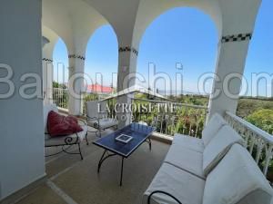 Villa S+4 à La Marsa MVL0742