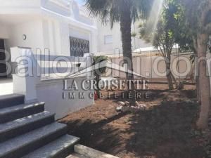 Villa S+6 à La Marsa MVL0580