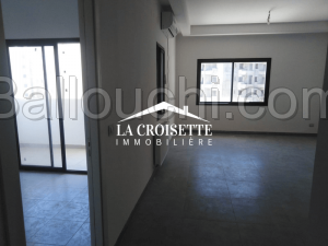 Appartement S+3 avec terrasse aux Jardins de Carthage ZAL0938