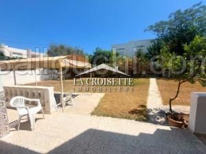 Villa S+7 avec deux niveaux séparés à La Marsa MVL1577