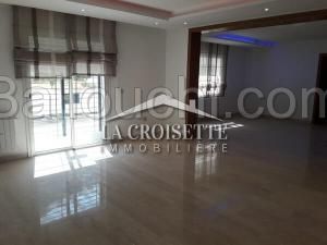 Duplex S+3 avec terrasse aux Jardins de Carthage ZDV0022