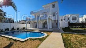  VILLA BLUE MOON(Réf: L2954)