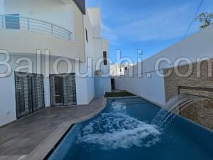 VILLA COIN DE PARADIS(Réf: L2895)