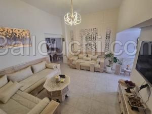 Appartement ANGELONIA (Réf: V2656)