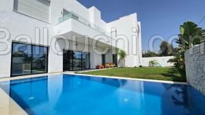 Villa SERENO(Réf: L3072)