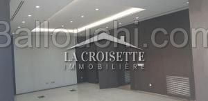 Une Villa à usage bureautique a Lac 2 MVL0018
