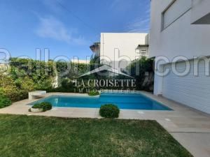 Villa S+5 avec piscine à La Marsa MVL0922