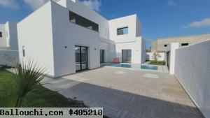 VILLA AVEC PISCINE À MEZRAYA DJERBA ZA - RÉF V620