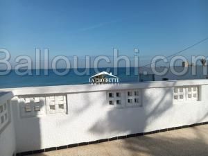 Etage de villa S+2 vue sur mer à La Marsa ZEL0516