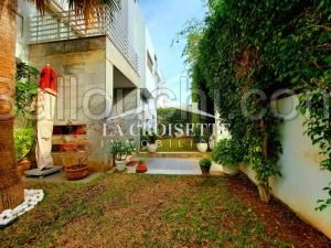 Villa S+4 avec piscine à La Marsa ZDL0350