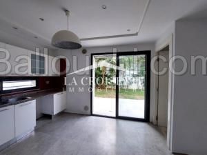 Villa S+3 à Gammarth ZVL1666