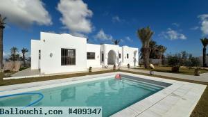 GRANDE MAISON À VENDRE SUR MEZRAYA DJERBA ZA - RÉF V693
