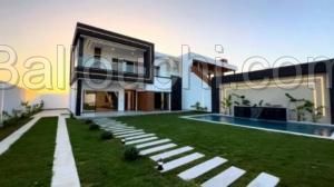 V526 Villa BLUE BERRY