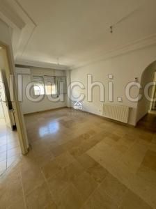 À VENDRE : Un appartement S+2 situé au Jardin de L’Aouina