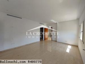 Duplex S+5 avec piscine à La Marsa MDL0656