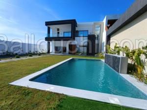 V526 Villa BLUE BERRY