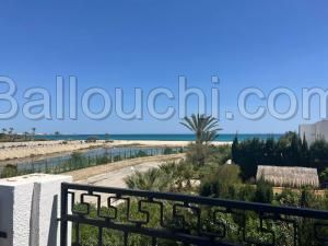 L325 Villa CHANEL