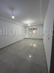À LOUER : Un appartement S+2 situé à Cité Wahat