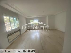 Duplex avec jardin s+3 à La Marsa MDL0666