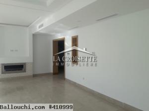Duplex s+4 avec piscine à La Soukra ZDL0043