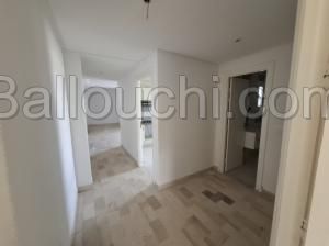 À vendre : Appartement S+3 spacieux et lumineux à Borj Cédria, 3e étage avec ascenseur, chauffage central et place de parking