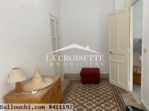 Rez-de-chaussée de villa avec terrasse s+3 semi-meublé à La Marsa MAL1524