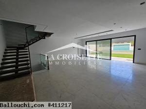 Triplex s+4 avec piscine aux Jardins de Carthage MTRV0059