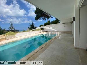 Villa s+5 avec piscine vue sur mer à Gammarth MVL1706