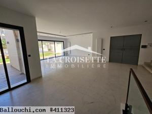 Triplex s+3 avec piscine aux Jardins de Carthage MTRV0060