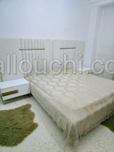 Chambre à couché presque neuf
